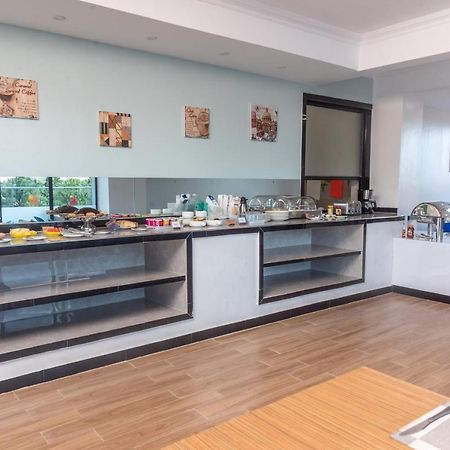 Pauraque Soho Hotel Dar es Salaam Bagian luar foto