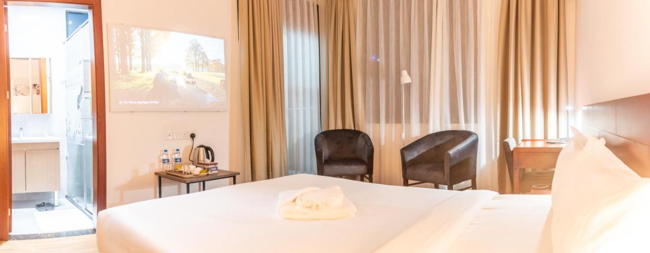 Pauraque Soho Hotel Dar es Salaam Bagian luar foto