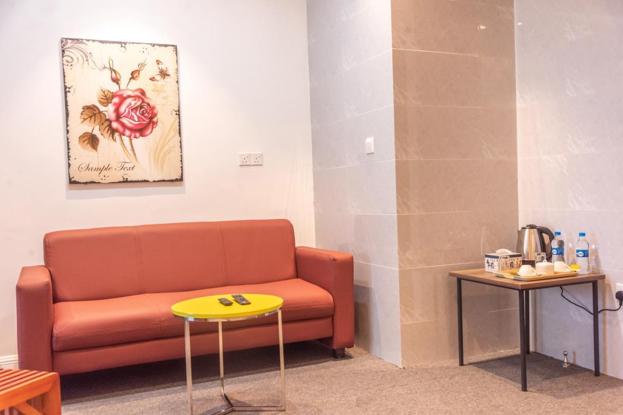 Pauraque Soho Hotel Dar es Salaam Bagian luar foto